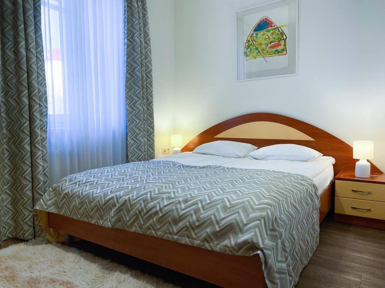 Hotel Europa Truskavets Bagian luar foto