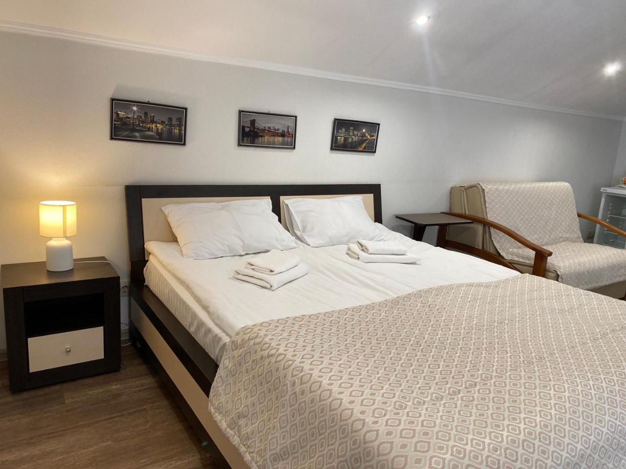 Hotel Europa Truskavets Bagian luar foto